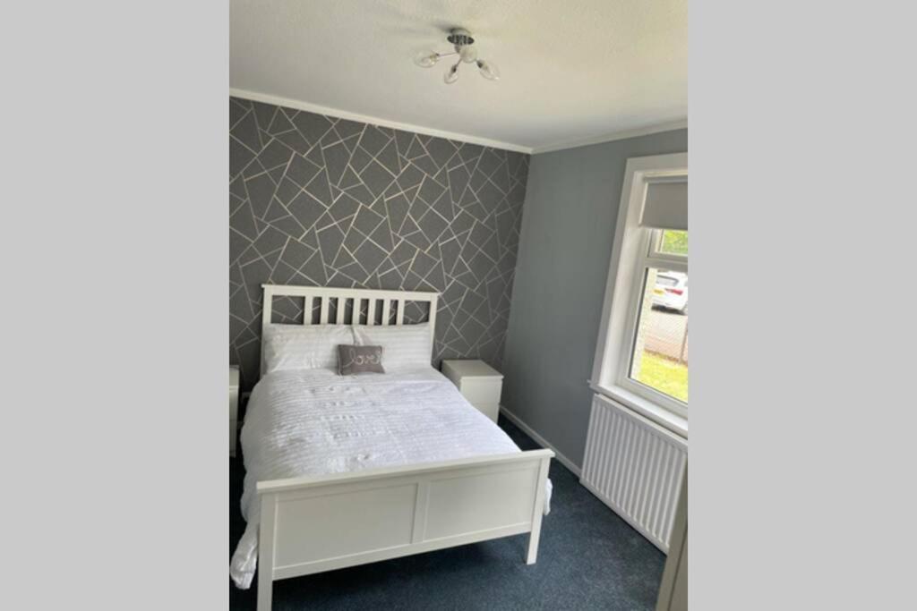 Beautiful Two Bedroom Flat By The Loch Balloch Exterior foto